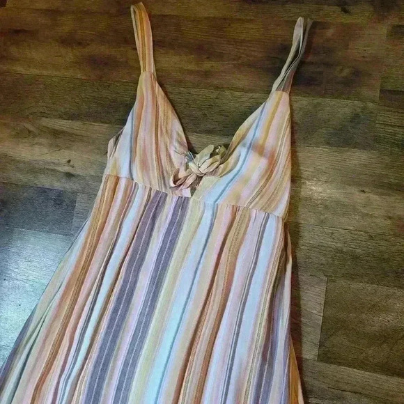 Cozy Casual Pastel Striped Maxi Dress Size Large - Picture 2 of 5